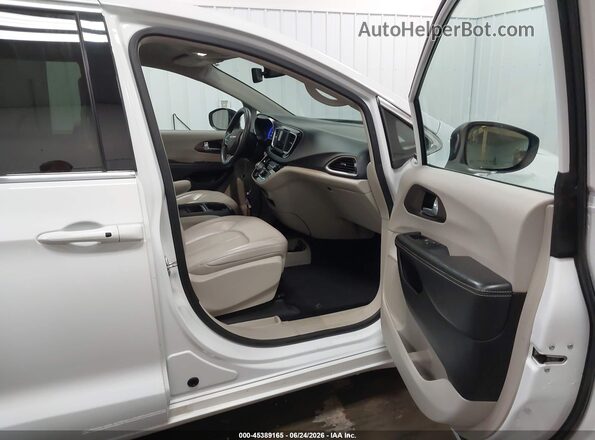 2C4RC1DG1MR520084 2021 CHRYSLER VOYAGER White წინა სალონის ხედი
