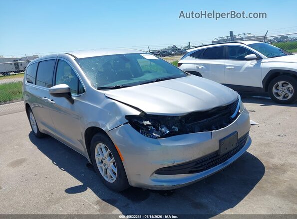 2C4RC1DG2HR501405 2017 CHRYSLER PACIFICA Silver Front view