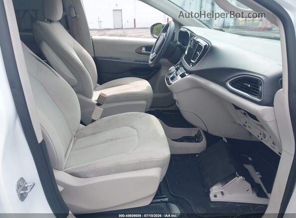 2C4RC1DG3HR512834 2017 CHRYSLER PACIFICA White წინა სალონის ხედი