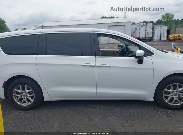 2C4RC1DG3HR512834 2017 CHRYSLER PACIFICA White უკანა სალონის ხედი