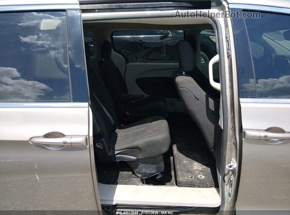 2C4RC1DG3HR708918 2017 CHRYSLER PACIFICA Tan VIN კოდის სტიკერის ხედი