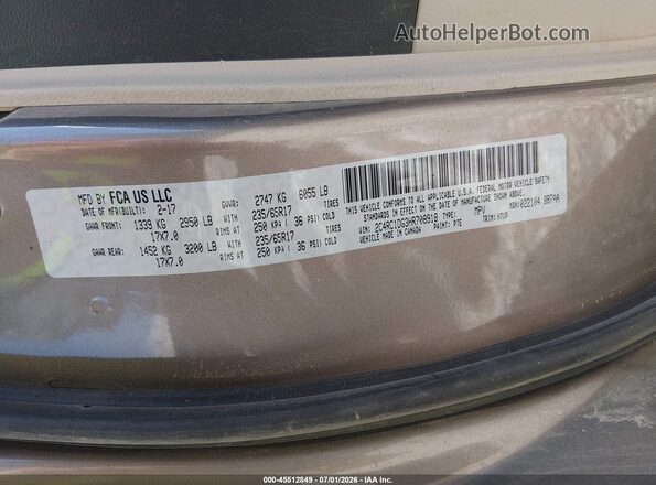 2C4RC1DG3HR708918 2017 CHRYSLER PACIFICA Tan ძრავის განყოფილების ხედი