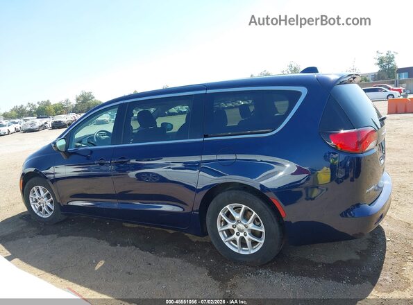 2C4RC1DG3HR756693 2017 CHRYSLER PACIFICA Blue 360 interior view