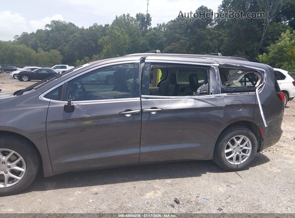 2C4RC1DG3LR156989 2020 CHRYSLER VOYAGER Gray Vista frontal