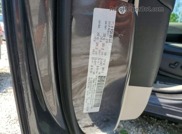 2C4RC1DG3LR176174 2020 CHRYSLER VOYAGER Gray VIN sticker view