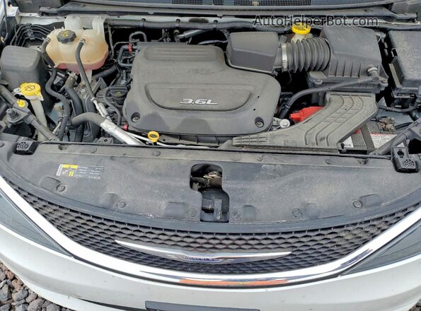 2C4RC1DG4HR587719 2017 CHRYSLER PACIFICA White ძრავის განყოფილების ხედი