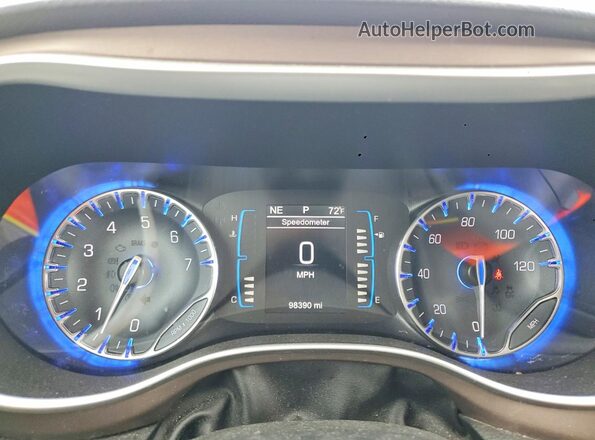 2C4RC1DG4HR587719 2017 CHRYSLER PACIFICA White ხელსაწყოთა პანელის ხედი