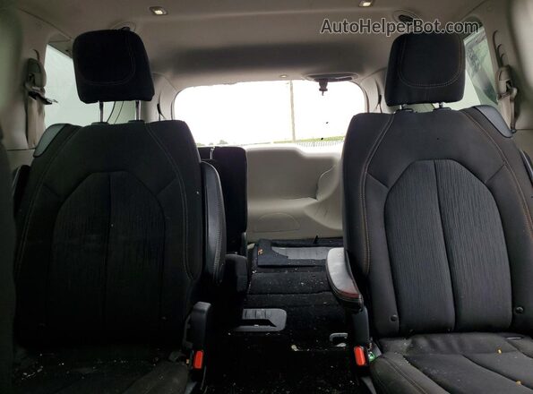 2C4RC1DG4HR587719 2017 CHRYSLER PACIFICA White უკანა სავარძლების ხედი