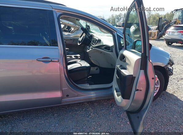 2C4RC1DG4MR542662 2021 CHRYSLER VOYAGER Gray Vista interior delantera