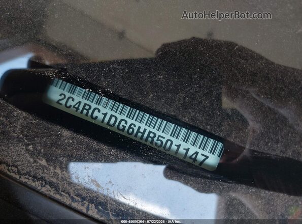 2C4RC1DG6HR501147 2017 CHRYSLER PACIFICA Gray Engine compartment view