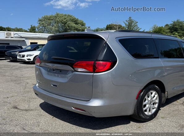 2C4RC1DG6LR172233 2020 CHRYSLER VOYAGER Silver Trasero derecho
