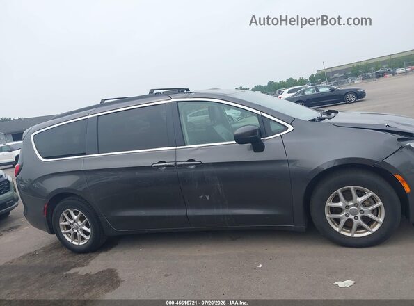 2C4RC1DG6LR181854 2020 CHRYSLER VOYAGER Gray Widok wnętrza z tyłu