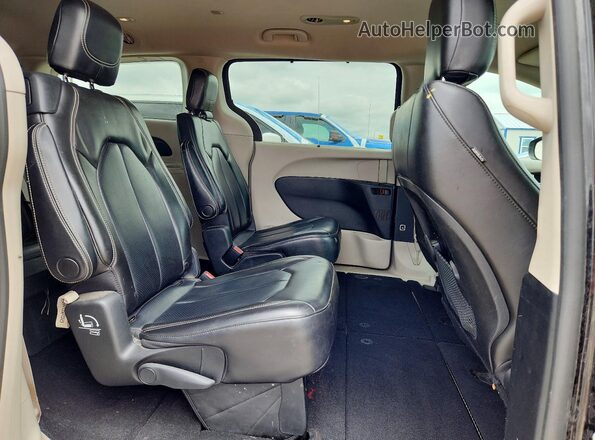 2C4RC1DG6LR265298 2020 CHRYSLER VOYAGER Black Vista interior trasera