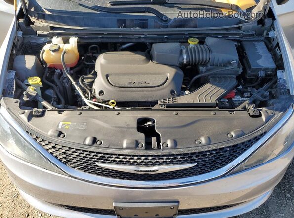 2C4RC1DG6MR526236 2021 CHRYSLER VOYAGER Silver Engine compartment view