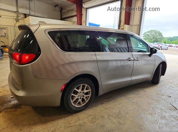 2C4RC1DG7HR578187 2017 CHRYSLER PACIFICA Silver Rear right