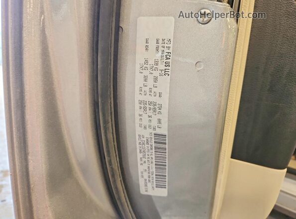 2C4RC1DG7HR578187 2017 CHRYSLER PACIFICA Silver VIN sticker view