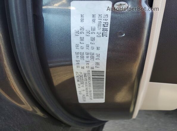 2C4RC1DG7LR157062 2020 CHRYSLER VOYAGER Charcoal VIN კოდის სტიკერის ხედი