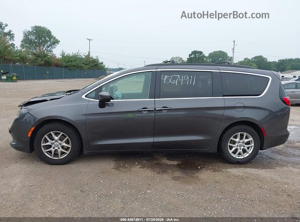 2C4RC1DG7LR168403 2020 CHRYSLER VOYAGER Gray 360 interior view