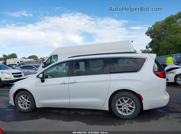 2C4RC1DG7LR176159 2020 CHRYSLER VOYAGER White Панорамний вид салону 360°