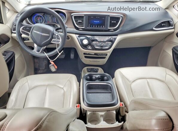 2C4RC1DG7MR549833 2021 CHRYSLER VOYAGER Gray Dashboard view
