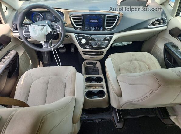 2C4RC1DG8HR529144 2017 CHRYSLER PACIFICA Black Առջևի վահանակի տեսք