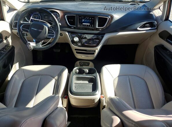 2C4RC1DG8MR546410 2021 CHRYSLER VOYAGER Red Вид панелі приладів