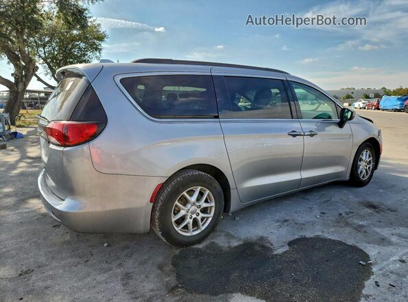 2C4RC1DG9LR151604 2020 CHRYSLER VOYAGER Silver Tył prawy