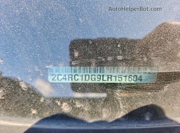 2C4RC1DG9LR151604 2020 CHRYSLER VOYAGER Silver Widok naklejki z numerem VIN