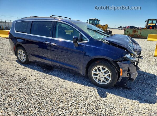 2C4RC1DGXLR164572 2020 CHRYSLER VOYAGER Blue Delantero derecho