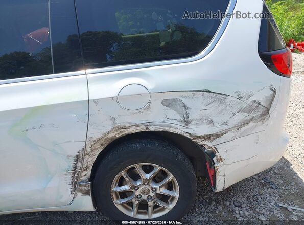 2C4RC1DGXLR265997 2020 CHRYSLER VOYAGER White Вид спереду