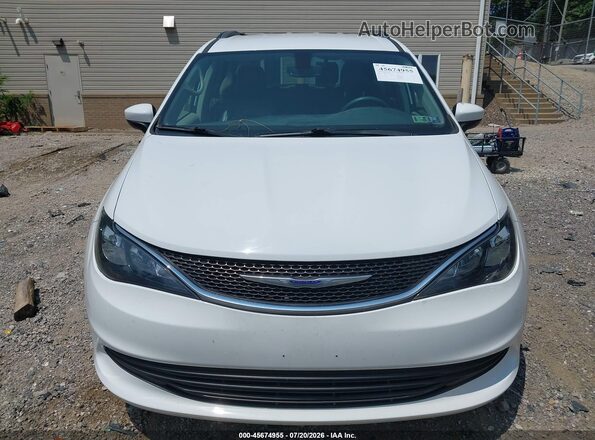 2C4RC1DGXLR265997 2020 CHRYSLER VOYAGER White Вид щитка приладів