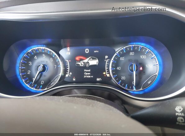 2C4RC1EG0JR131236 2018 CHRYSLER PACIFICA White Вид задніх сидінь