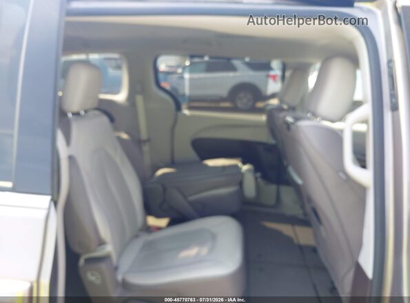 2C4RC1EG0JR321411 2018 CHRYSLER PACIFICA Gold VIN կոդի պիտակի տեսք