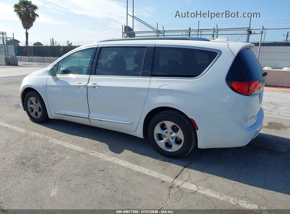 2C4RC1EG1HR512166 2017 CHRYSLER PACIFICA White უკანა მარცხენა
