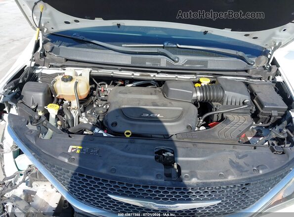 2C4RC1EG1HR512166 2017 CHRYSLER PACIFICA White უკანა ხედი