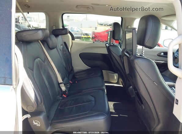 2C4RC1EG1HR512166 2017 CHRYSLER PACIFICA White VIN კოდის სტიკერის ხედი
