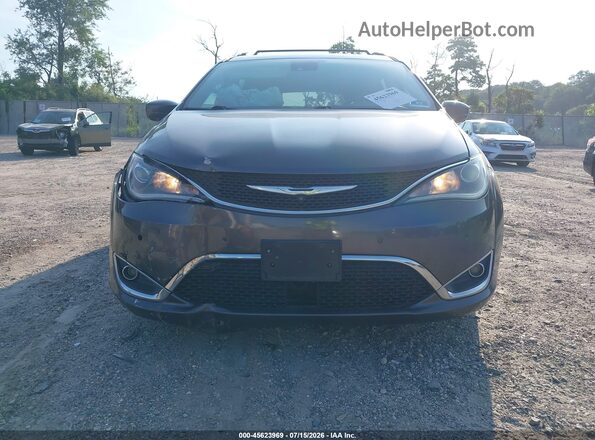 2C4RC1EG1JR112887 2018 CHRYSLER PACIFICA Gray Widok zestawu wskaźników