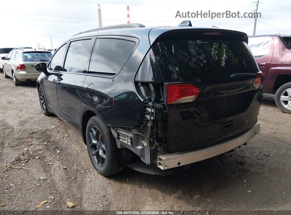 2C4RC1EG1JR157263 2018 CHRYSLER PACIFICA Черный Задняя левая четверть