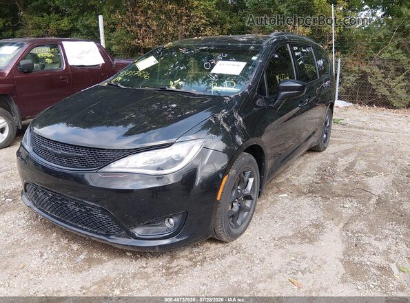 2C4RC1EG1JR157263 2018 CHRYSLER PACIFICA Черный Передняя левая четверть