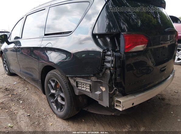 2C4RC1EG1JR157263 2018 CHRYSLER PACIFICA Черный 