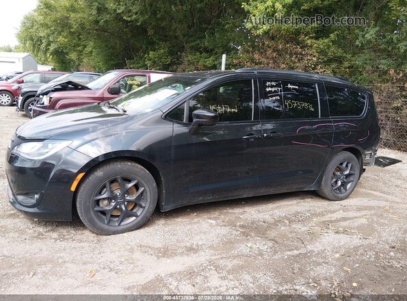 2C4RC1EG1JR157263 2018 CHRYSLER PACIFICA Черный 