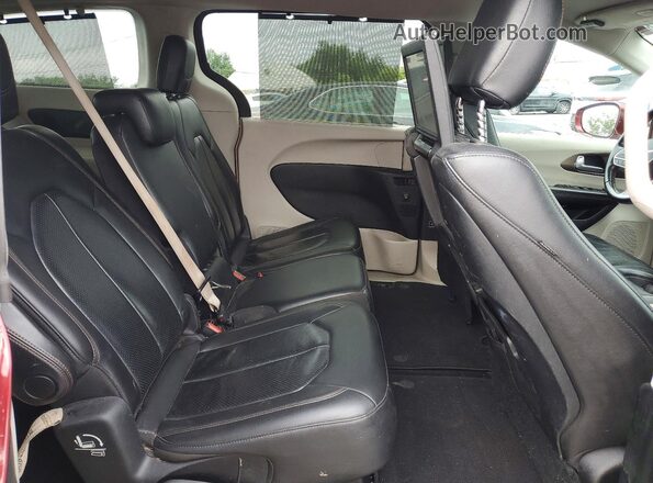 2C4RC1EG1JR270730 2018 CHRYSLER PACIFICA Бордовый Вид задней части салона