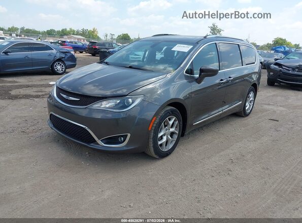 2C4RC1EG1KR597937 2019 CHRYSLER PACIFICA Серый Передняя левая четверть
