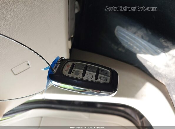 2C4RC1EG1KR597937 2019 CHRYSLER PACIFICA Серый Вид панели приборов