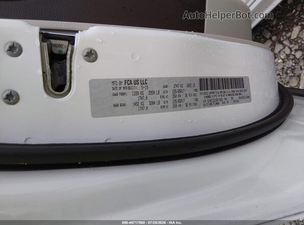 2C4RC1EG1KR714822 2019 CHRYSLER PACIFICA White Вид підкапотного простору