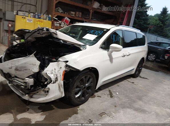 2C4RC1EG3HR704284 2017 CHRYSLER PACIFICA White Передня ліва чверть