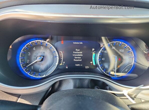 2C4RC1EG3KR527386 2019 CHRYSLER PACIFICA White Vista del cuadro de instrumentos