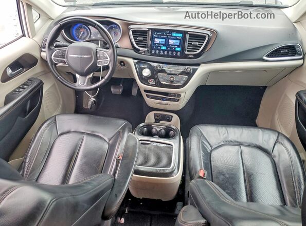 2C4RC1EG4HR657430 2017 CHRYSLER PACIFICA White Առջևի վահանակի տեսք