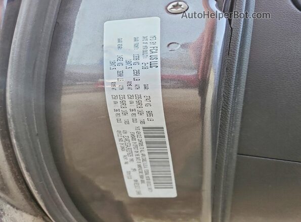 2C4RC1EG4JR227628 2018 CHRYSLER PACIFICA Угольный Вид наклейки с VIN-кодом