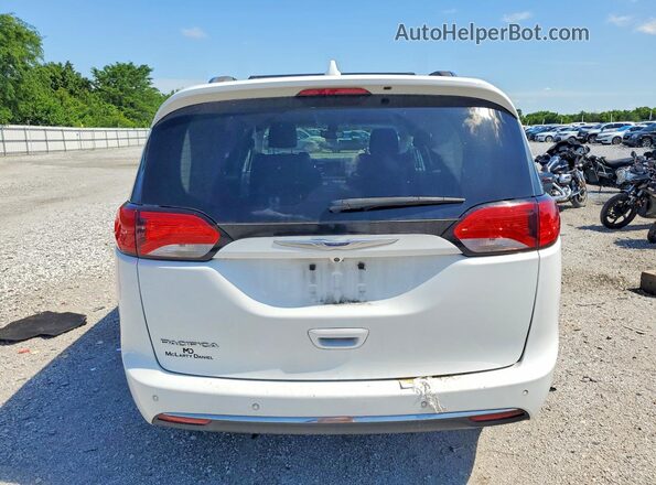 2C4RC1EG4LR172858 2020 CHRYSLER PACIFICA White Rear view